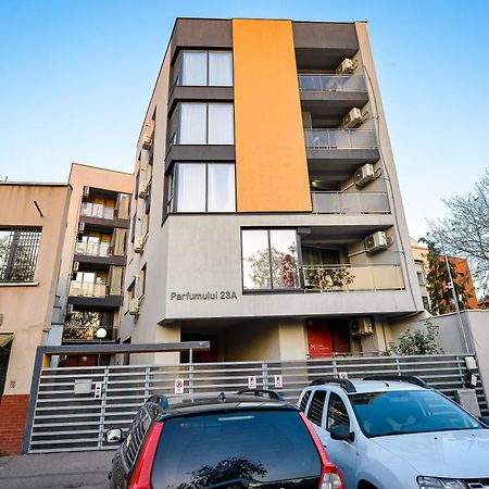 Pierre Cardin Deluxe Apartment With Terrace By Magniflex ブカレスト エクステリア 写真